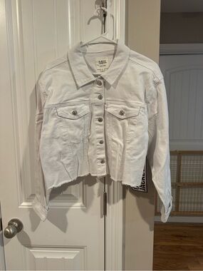 NWT Almost Famous White Cropped Denim Jacket
